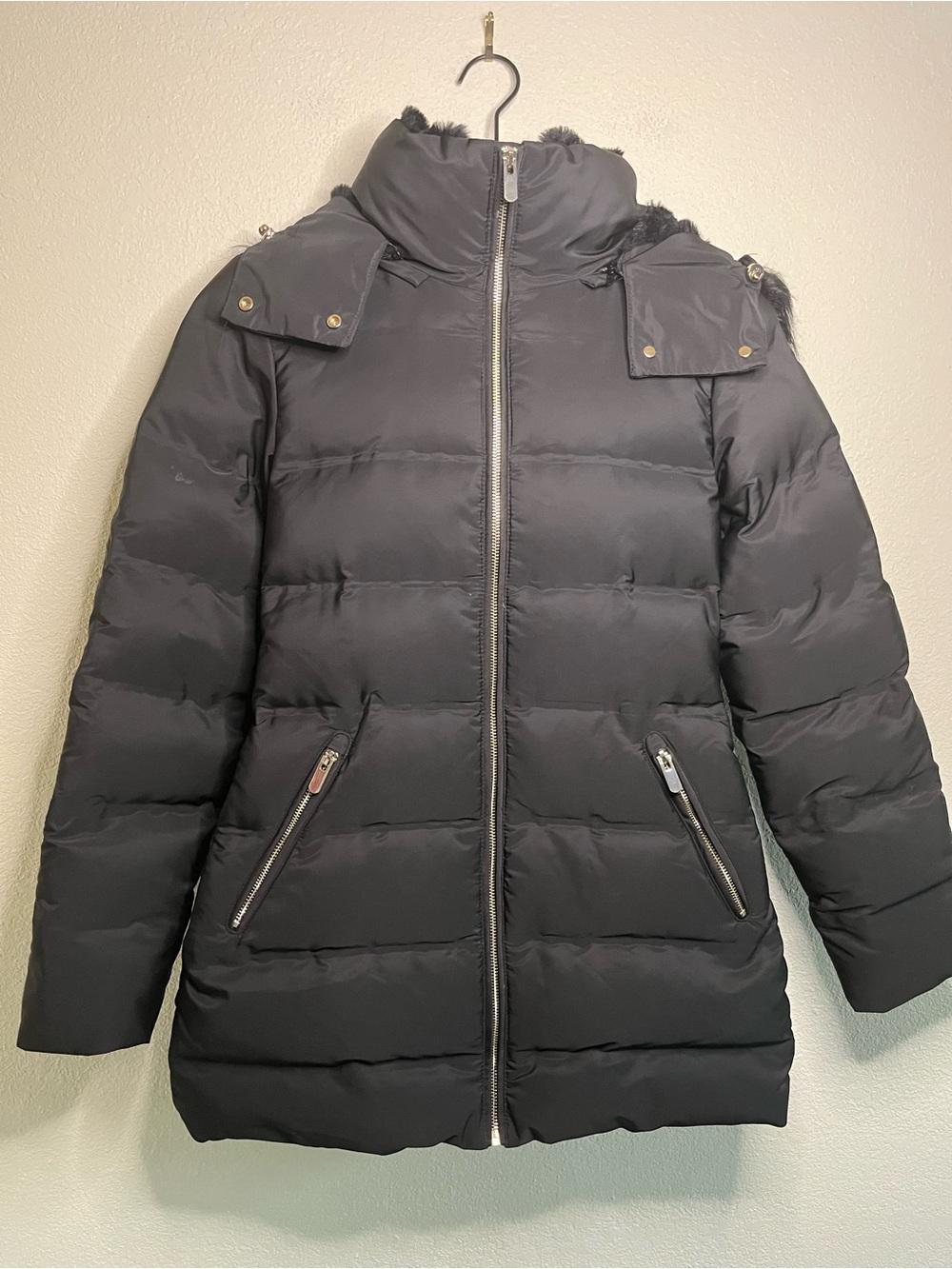 Zara Women's Black Winter Puffer Coat with High Neck and Hood XS 16.5” x 30”